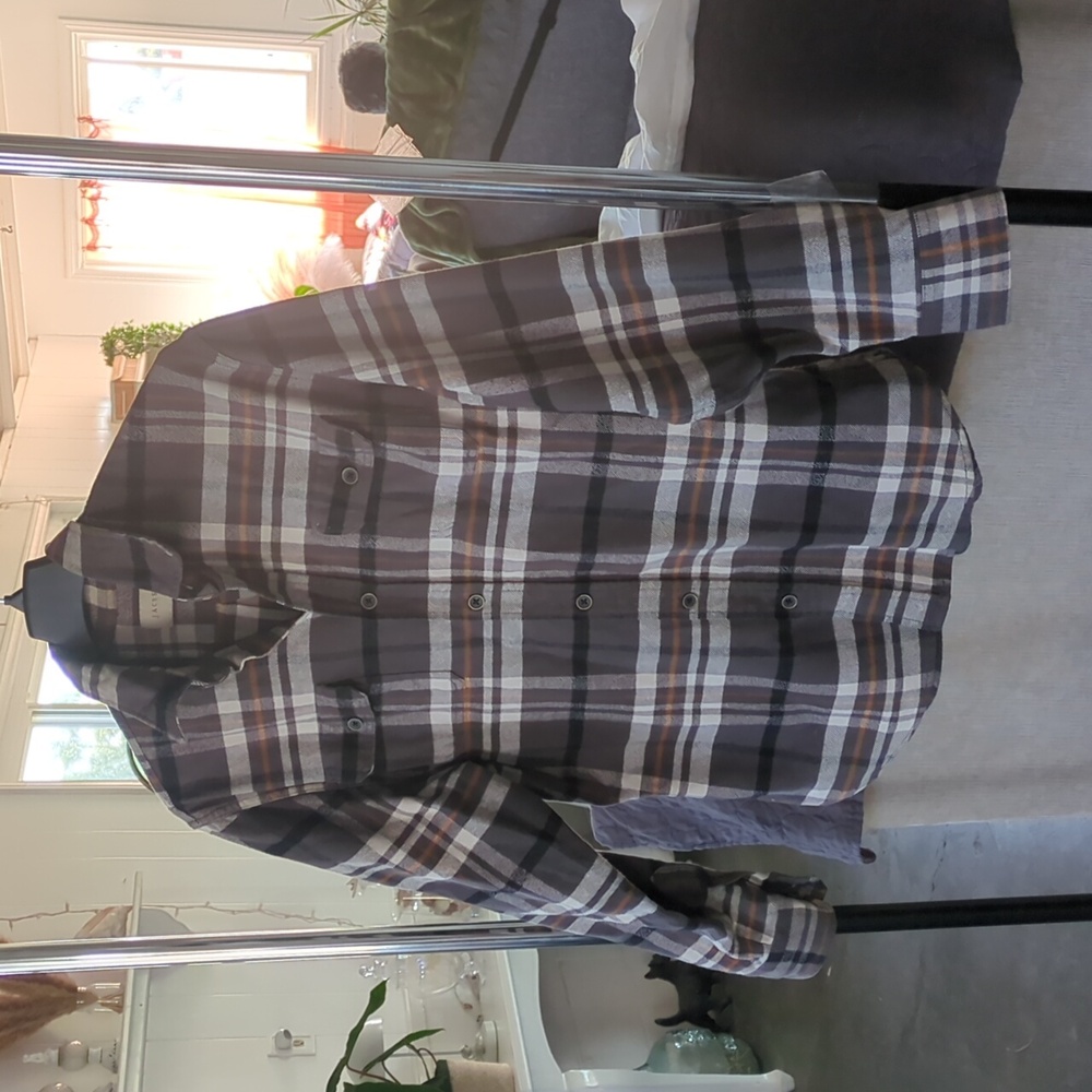 Flannel - Picture 3 of 7